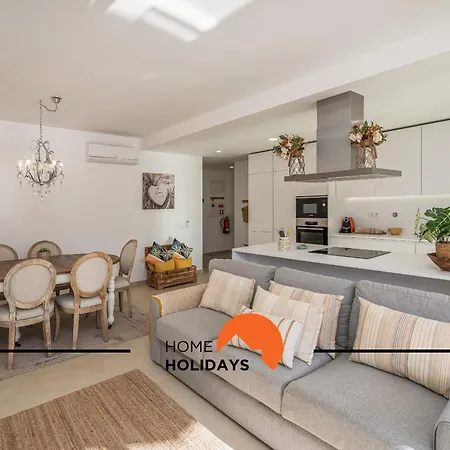 #264 C04 By Holidays Daire