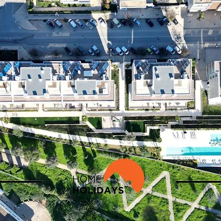 #264 C04 By Holidays * Albufeira