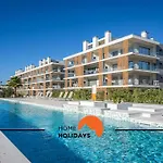 Apartamento #264 Pool & Garden *