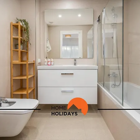 #264 C04 By Holidays דירה אלבופיירה