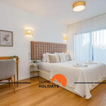 #264 C04 By Holidays Albufeira