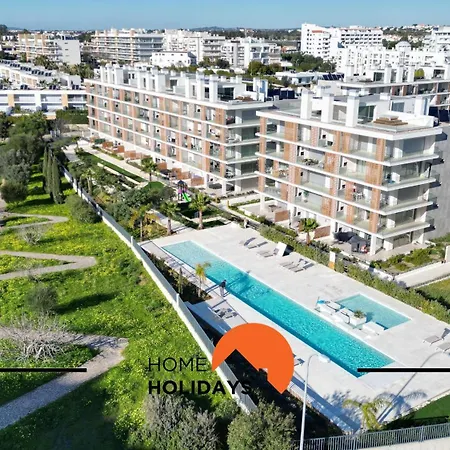 #264 C04 By Holidays אלבופיירה